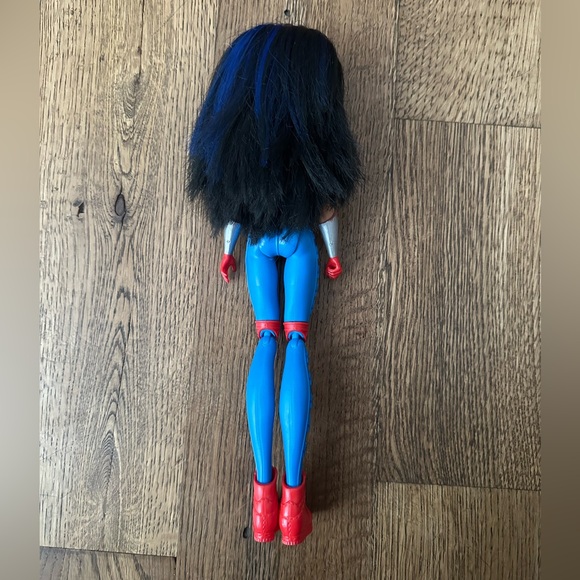 Super Woman Doll - Picture 2 of 2